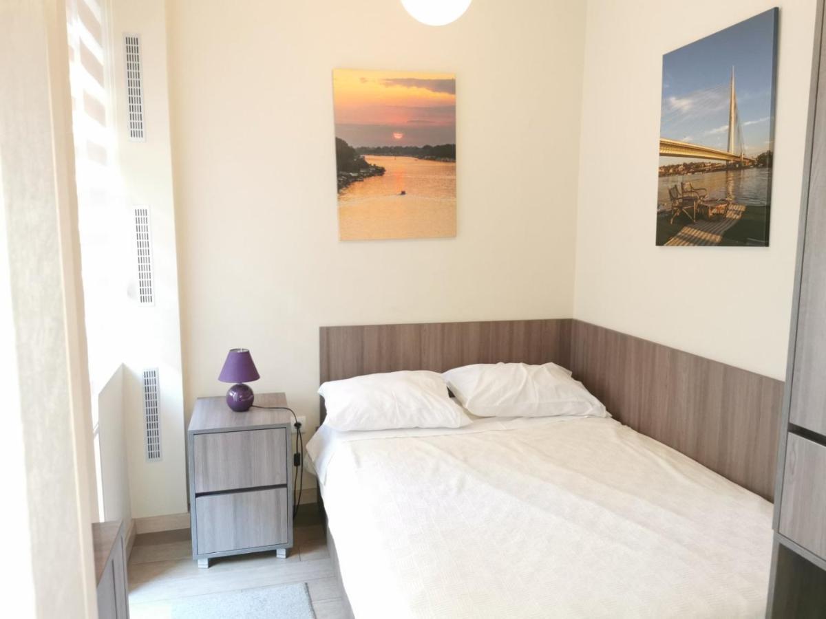 1A Moment Apartment بلغراد المظهر الخارجي الصورة